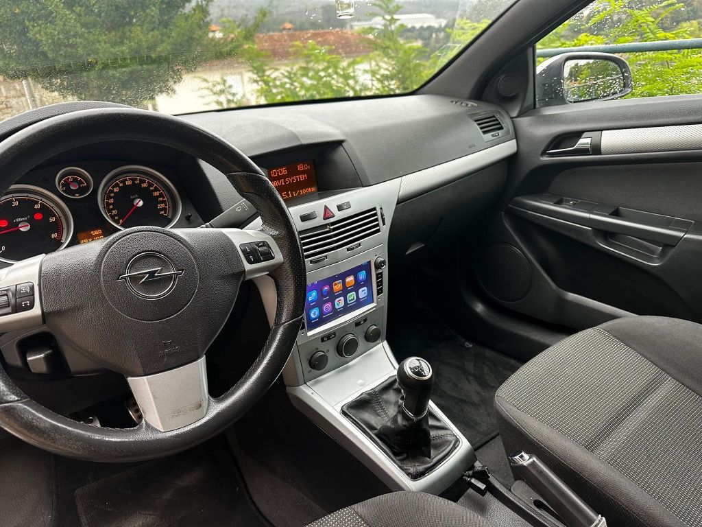 Opel Astra GTC  Van