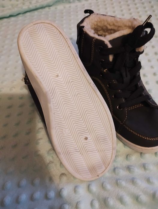 Buty jesienno-zimowe 33