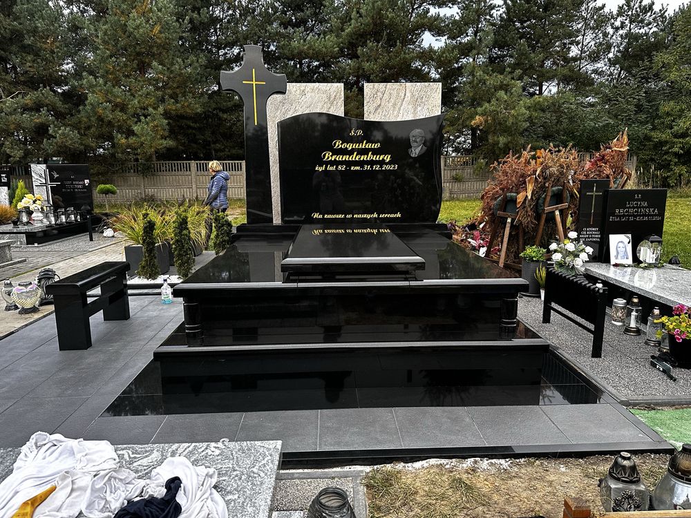 Nagrobki, pomniki, podnoszenia, rozbiórki, parapety, blaty MSTONE ŁÓDŹ
