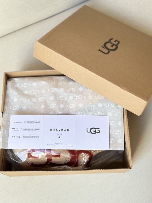 Угги Tazz , Натуральне хутро!! короткі ,натуральний  замш . Ugg , угги