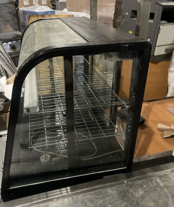 Кондитерська вітрина Scan