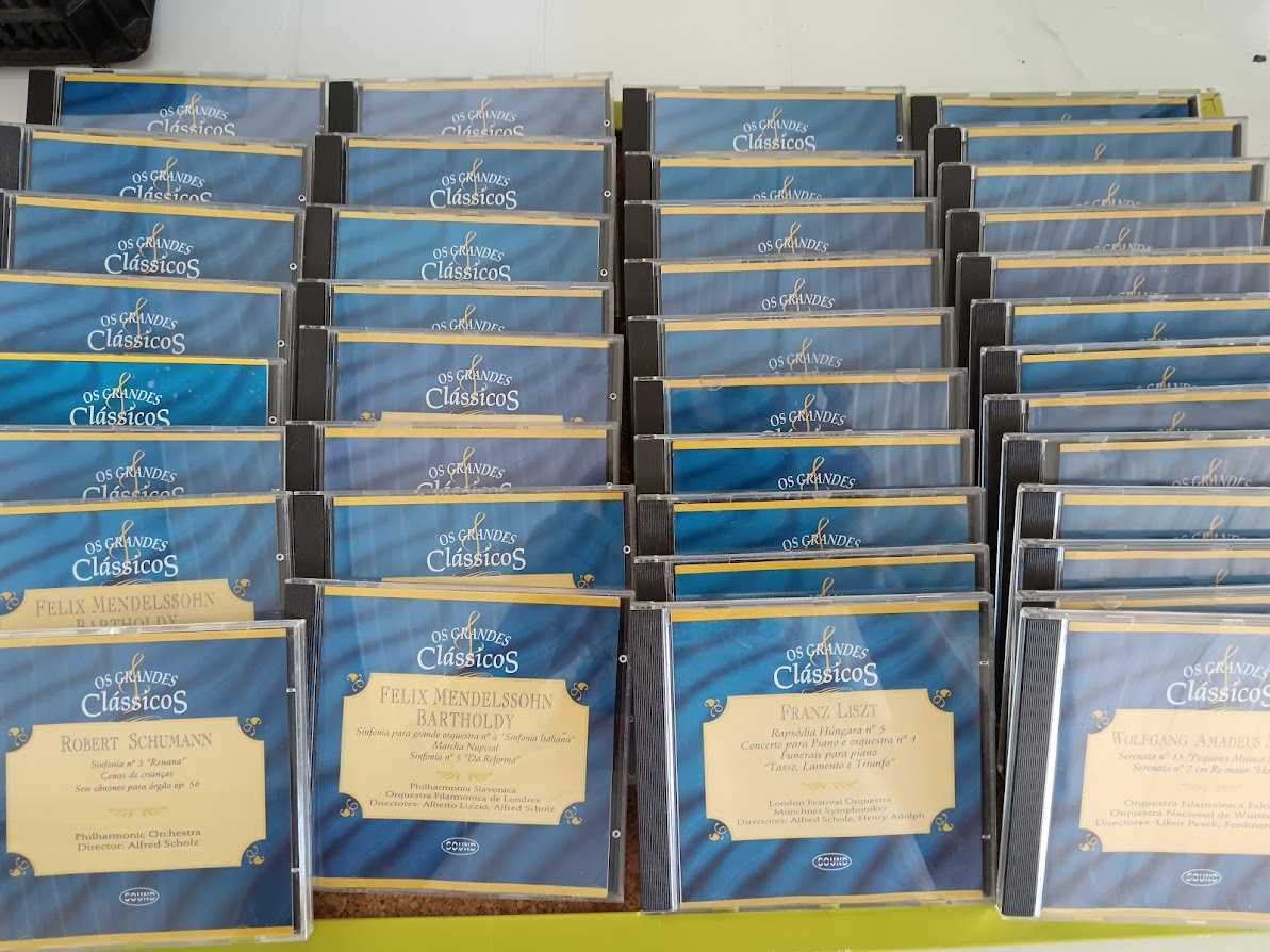 Diversos CDS de diversos autores