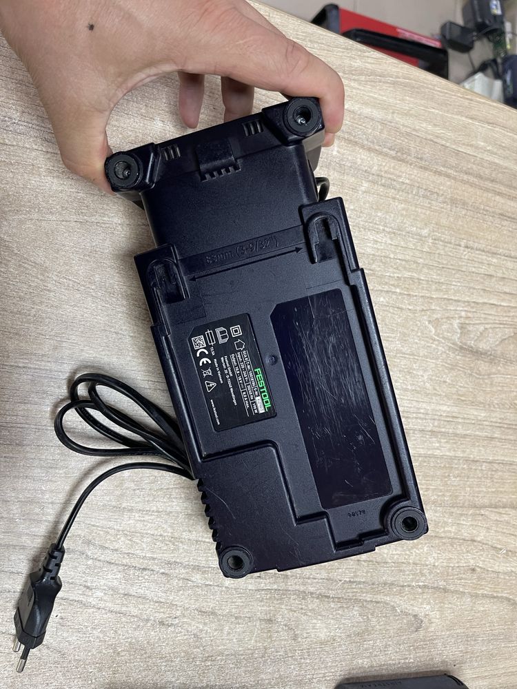 Festool SCA 8 / зарядний пристрій Фестул