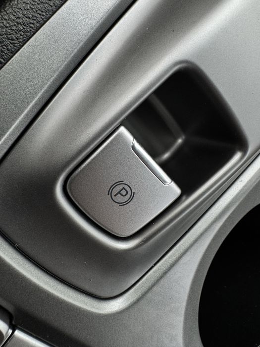 Hyundai KONA elektric  64 kWt 2020 рік