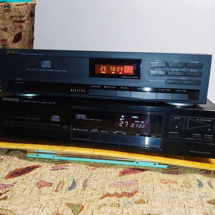 KENWOOD DP-47/AIWA DX-M75 CD проигрыватель