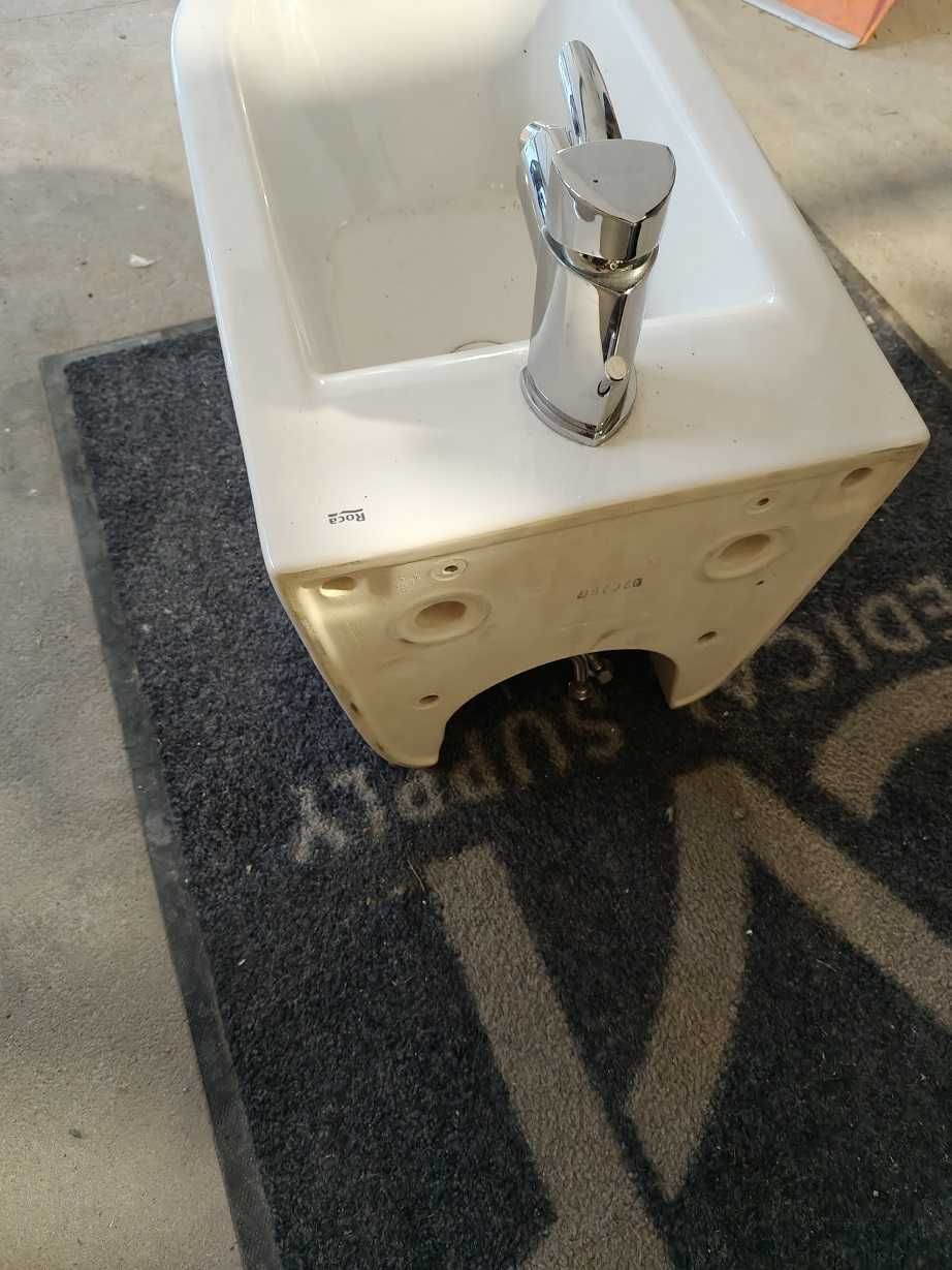 Bidet Roca GAP + stelaż + inne