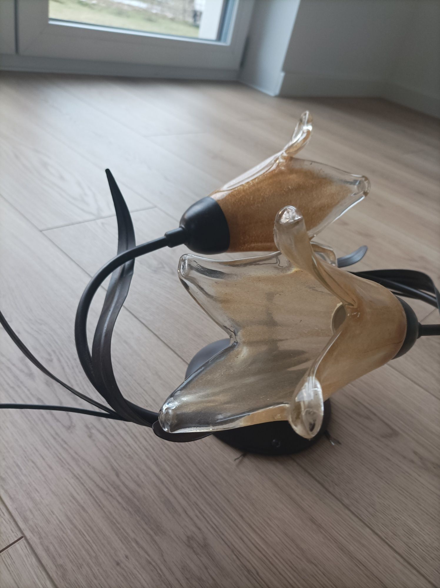 Lampa, żyrandol, oświetlenie wewnętrzne