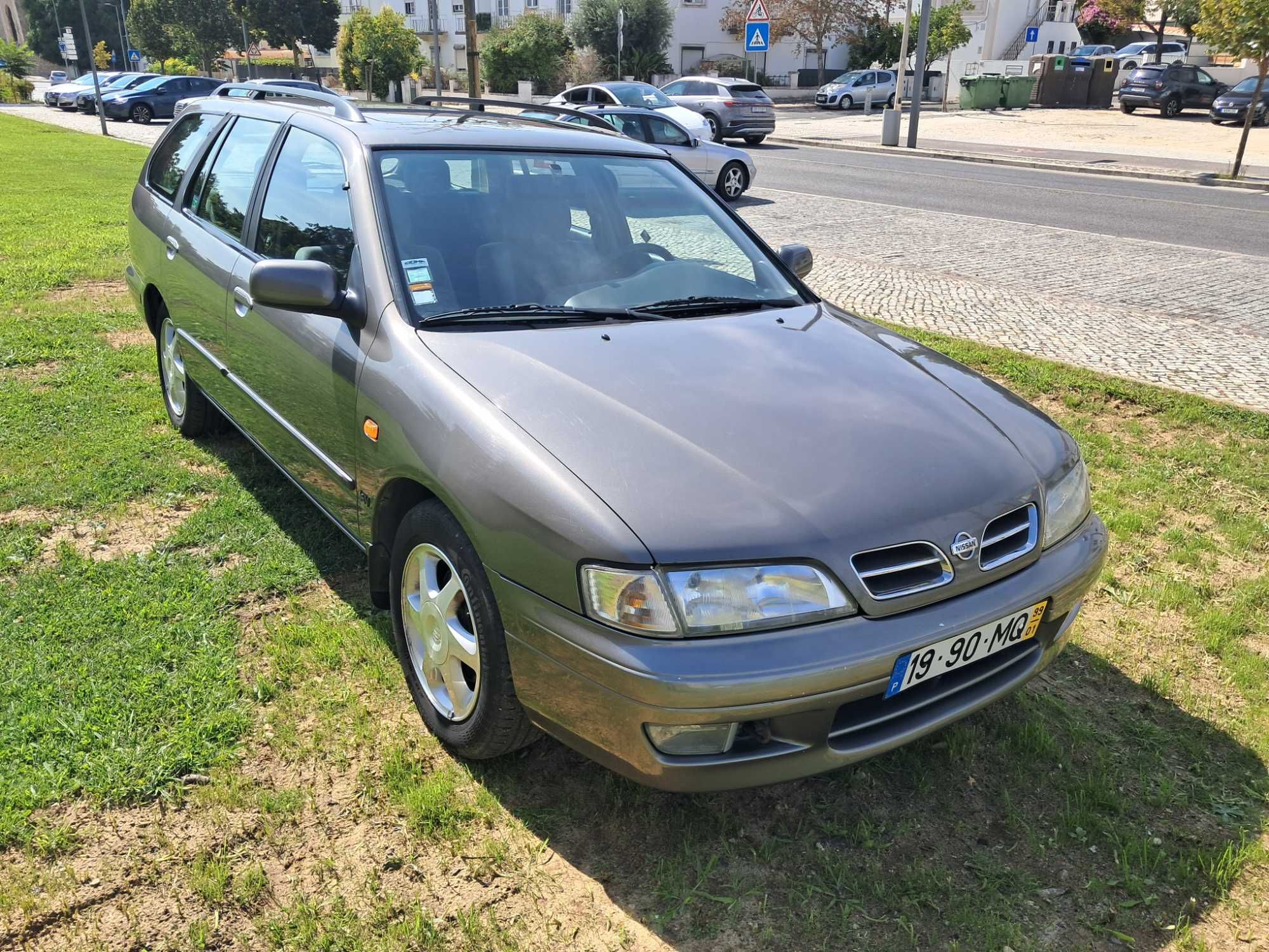 Carrinha 5 lugares de garagem