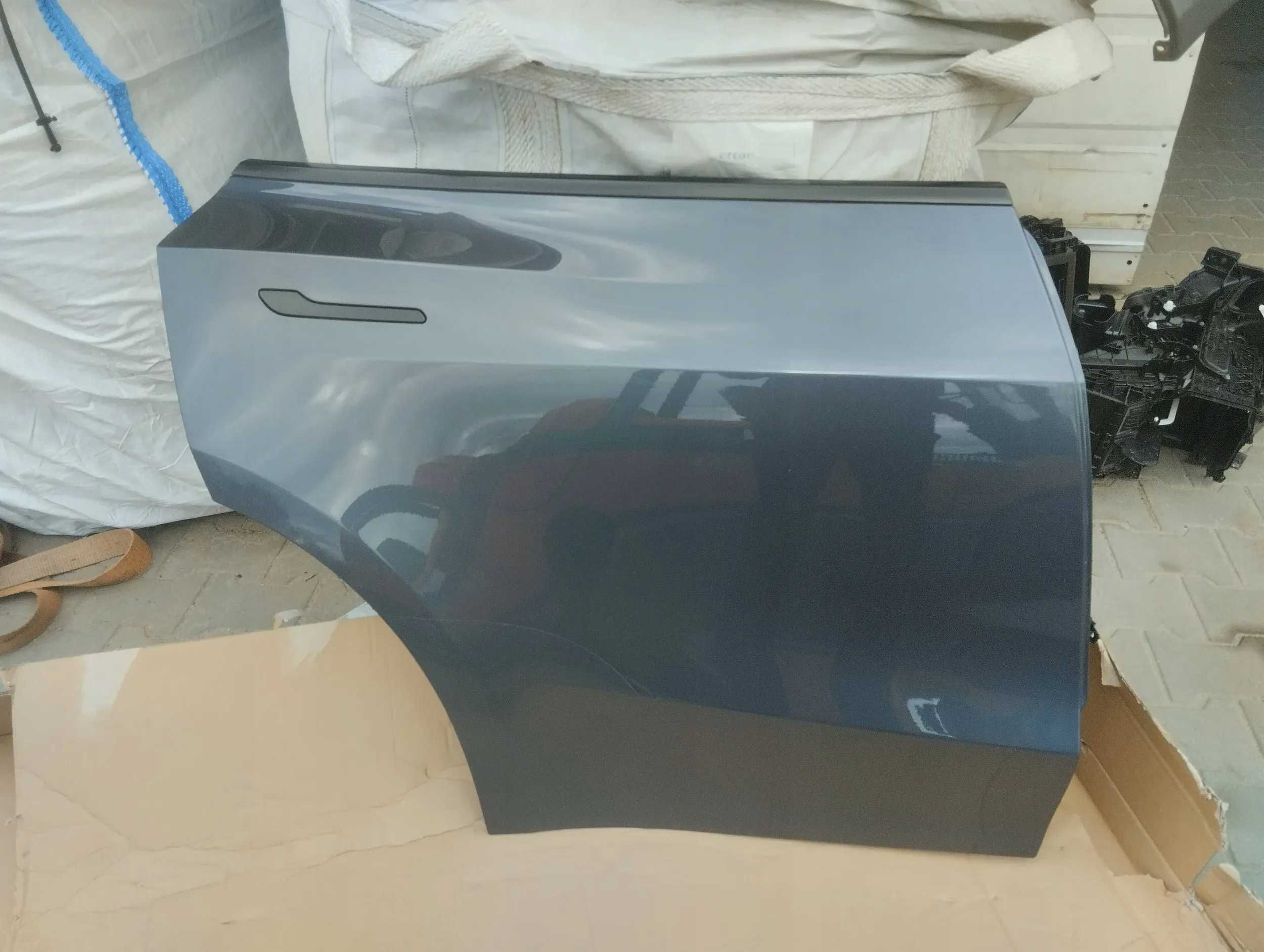 TESLA MODEL Y - двері передні, задні, ліві, праві рест дорест