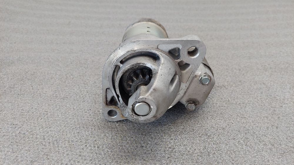 Motor de arranque OPEL Astra H Caravan (L35)