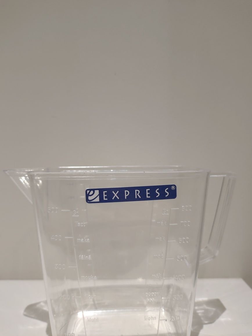 Express plastikowy dzbanek z miarką