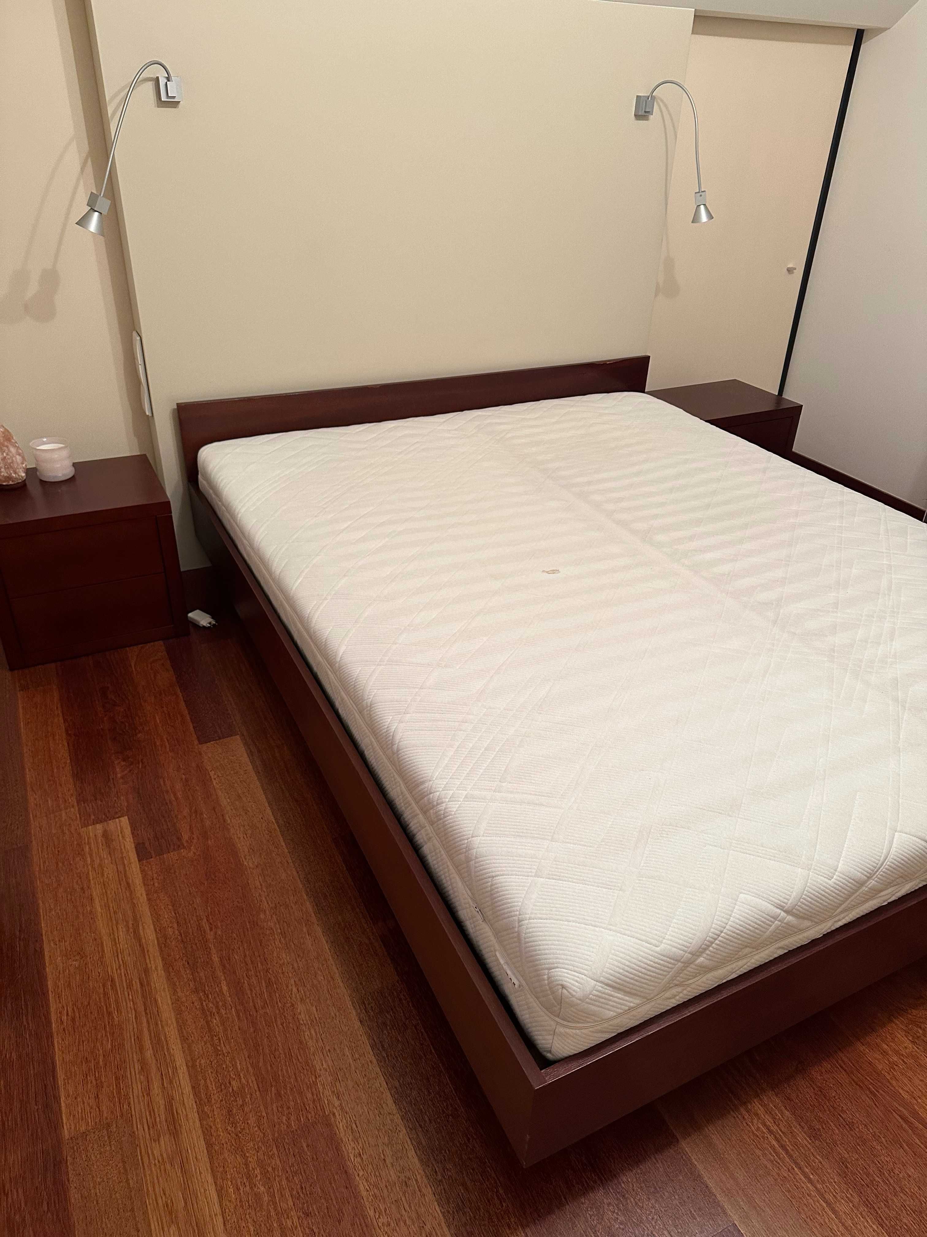 Łóżko drewniane 160 x 200 cm