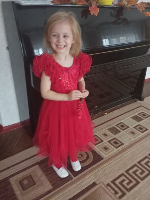 Сукня святкова на свято