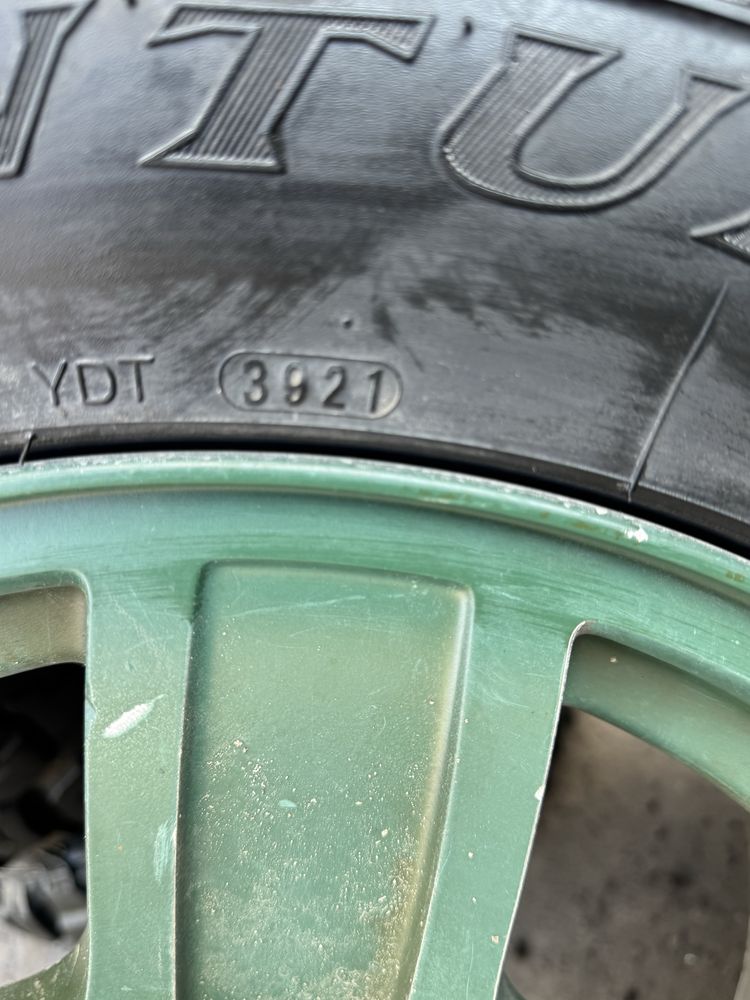 KUMHO road venture LT 265/70 R17