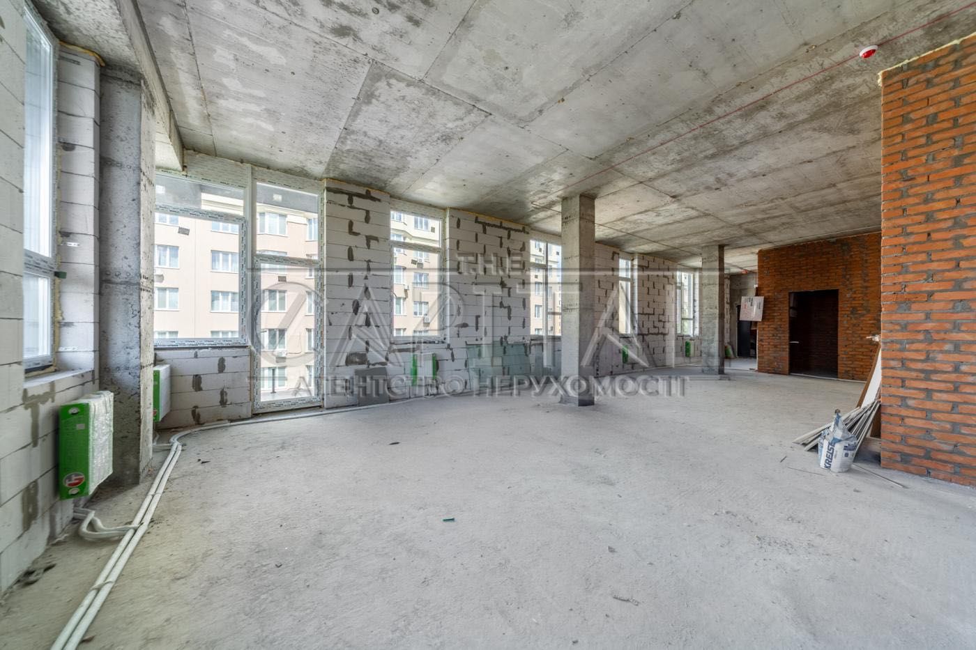 Продаж 3-х поверхів 3000м² діючий ТРЦ Софія City\Софіївська Борщагівка