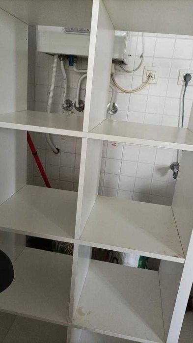 Kit de Cozinha (mesa, cadeira, armario e sofa cama)