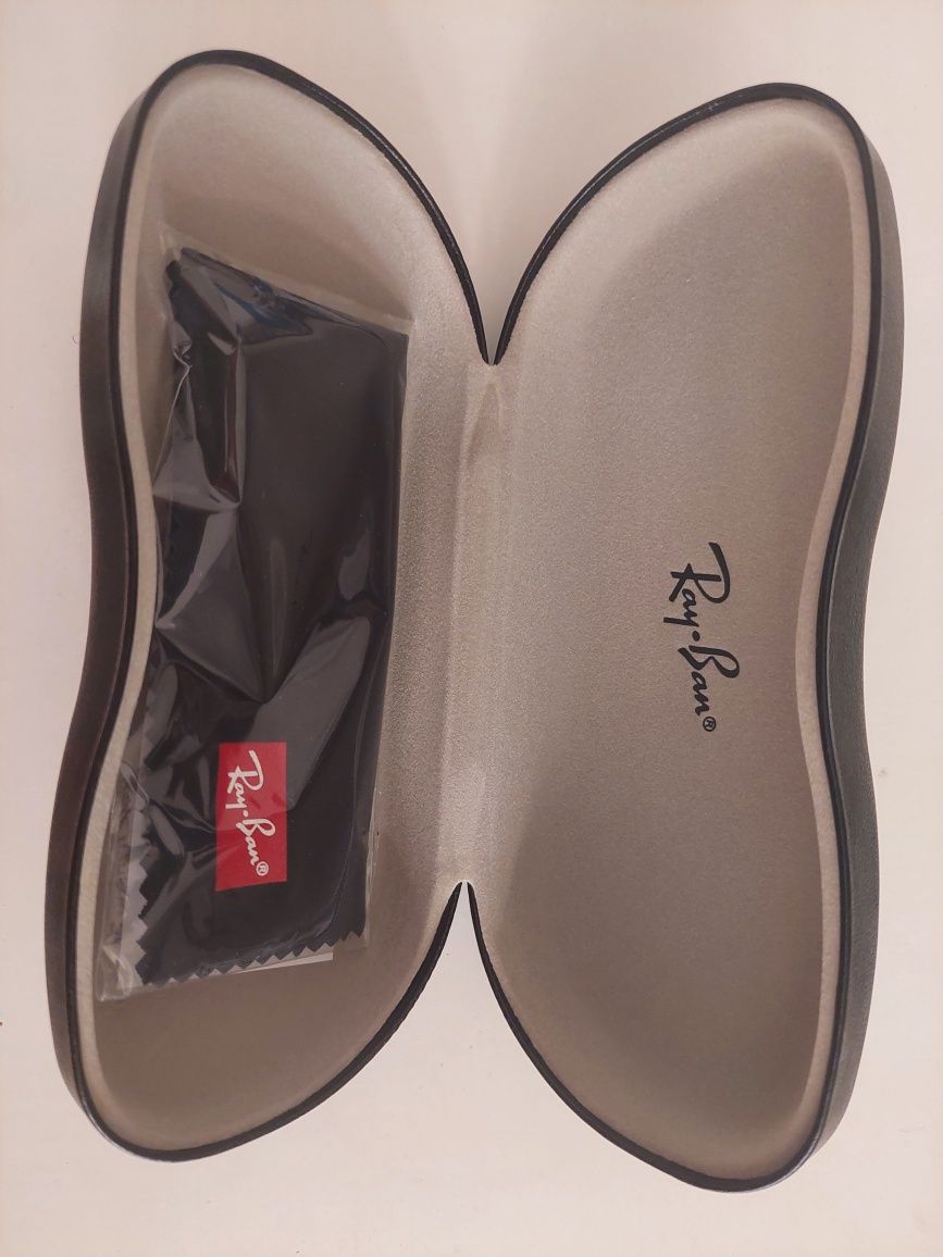 Futerał Ray Ban nowy