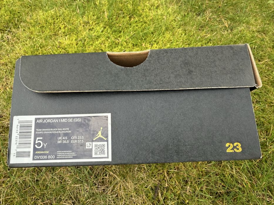 Jordan 1 Mid Team Orange GS Tamanho 37,5