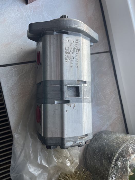 pompa hydrauliczna do kombajnu forschritt  case 525