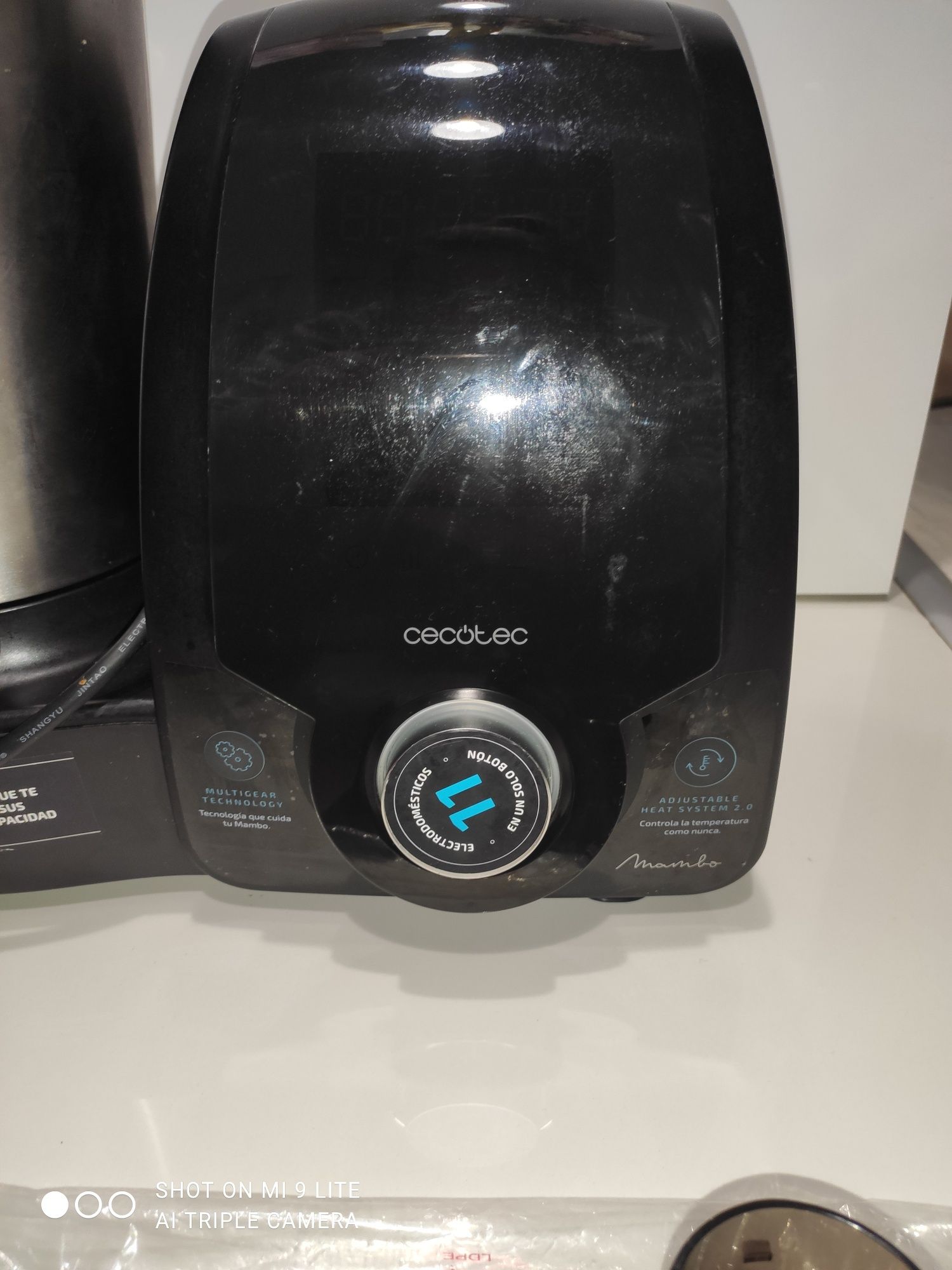 Termorobot Cecotec Mambo 9590 urządzenie wielofunkcyjne robot kuchenny