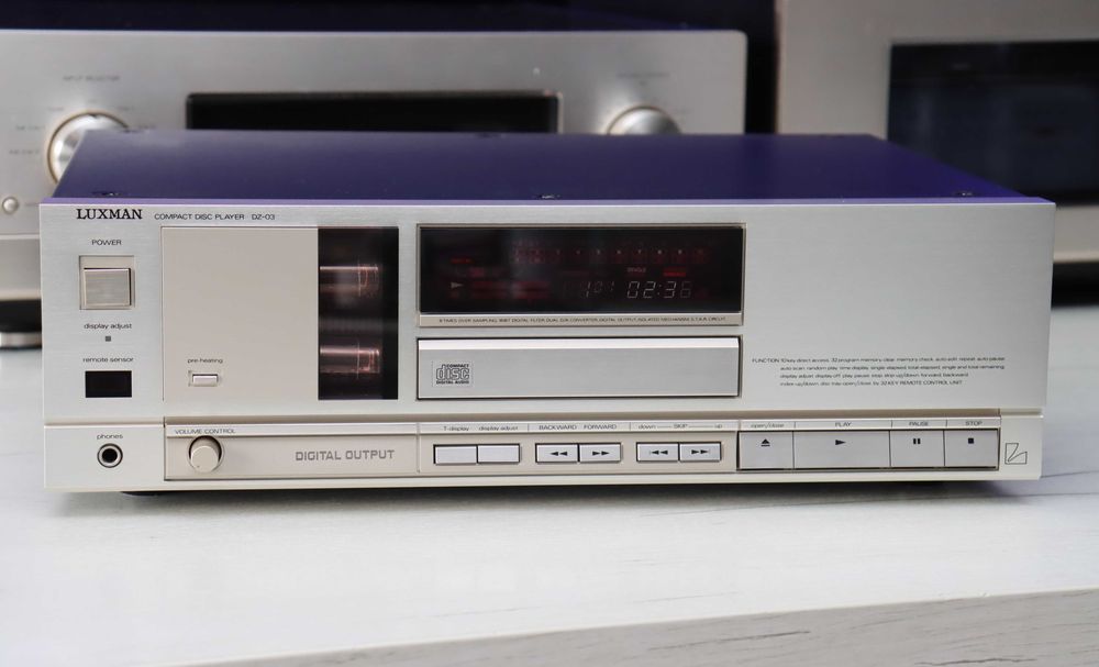 LUXMAN DZ-03 High-End Cd player z lampową sekcją wyjściową