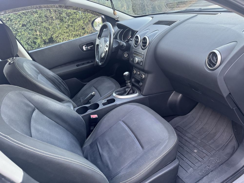 NISSAN QASHQAI  1.5 DCI  DIESEL NACIONAL   AR CONDICIONADO