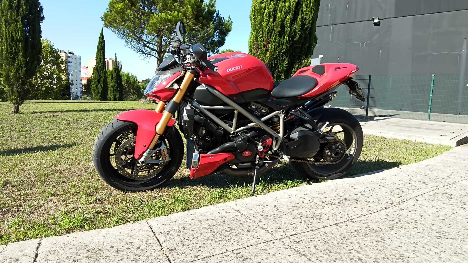 Ducati Street Fighter 1098