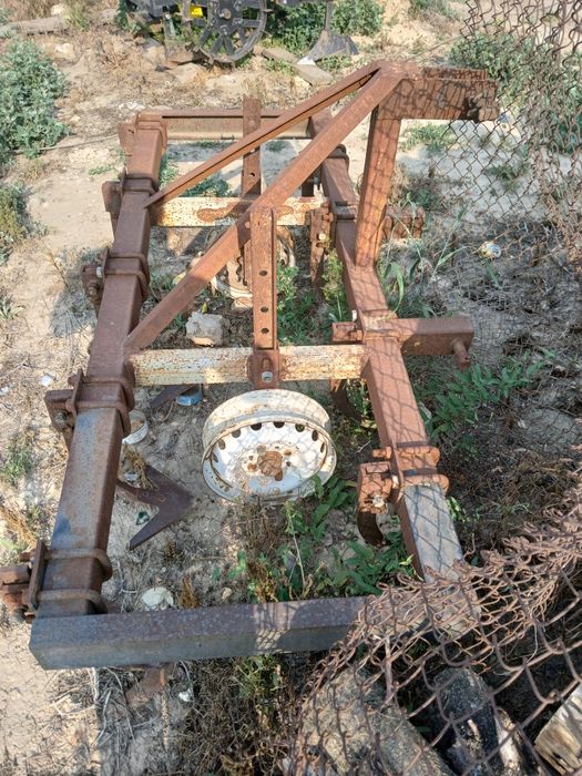 Продам культиватор ширина 2 метри