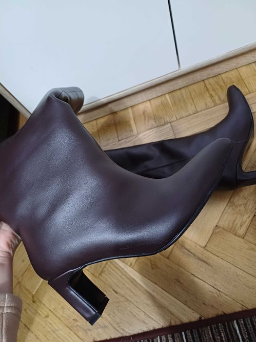 Осінньо-зимові жіночі високі широкі чоботи (сапоги)