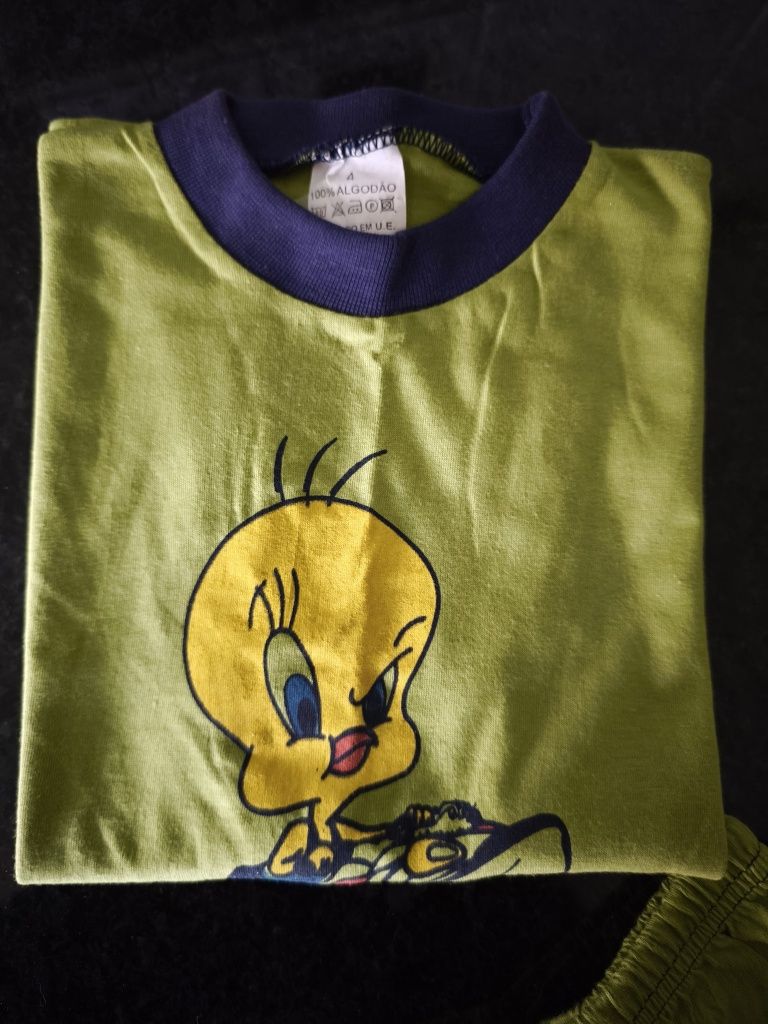 Conjunto de criança de ti-shert e calção, 100% algodão.