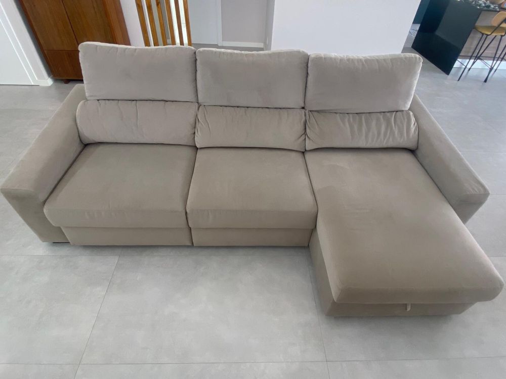 Sofá com Chaise Longue