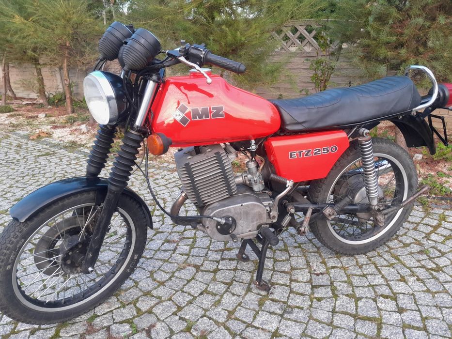 Mz etz 250 z dokumentami do jazdy