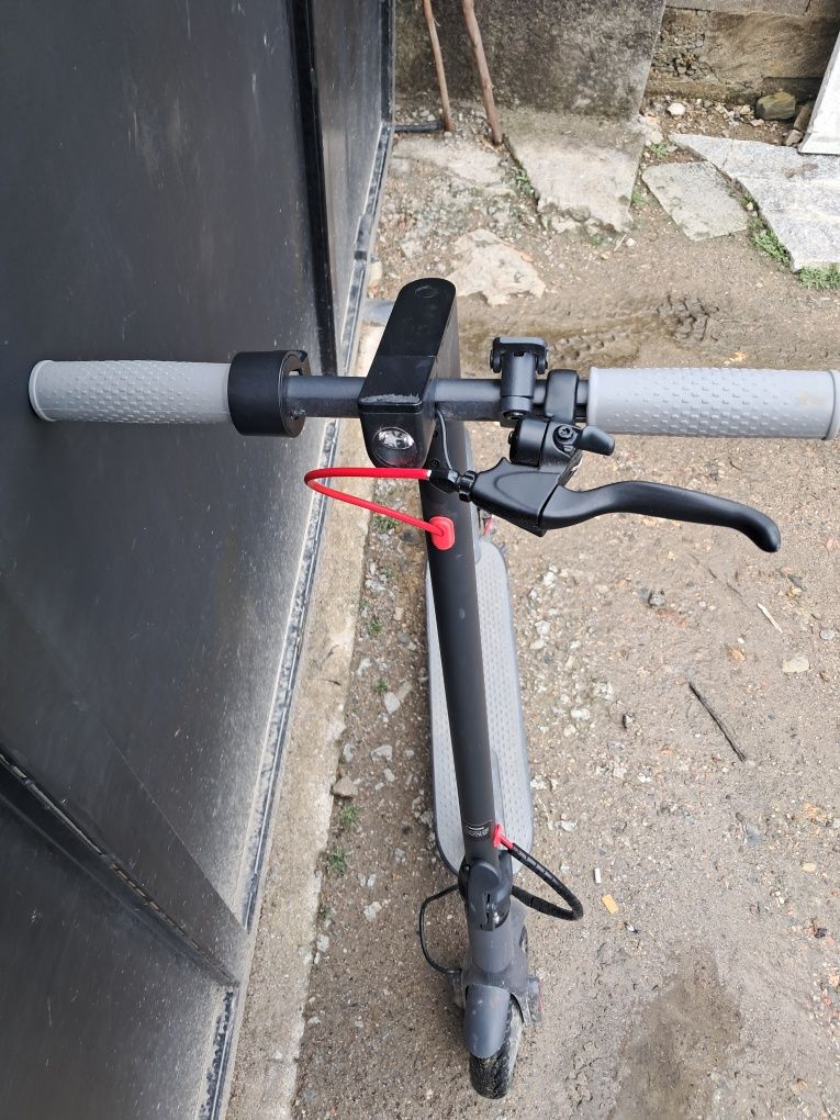 Vendo trotinete eletrica