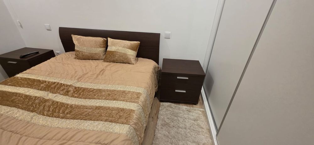 Cama casal King Size