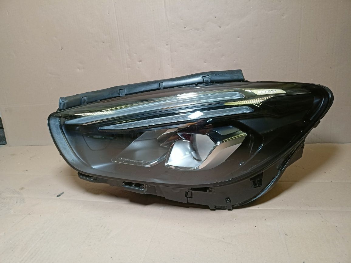 Mercedes B-KLASA W247 18- lampa lewy przód lewa przednia EU LED