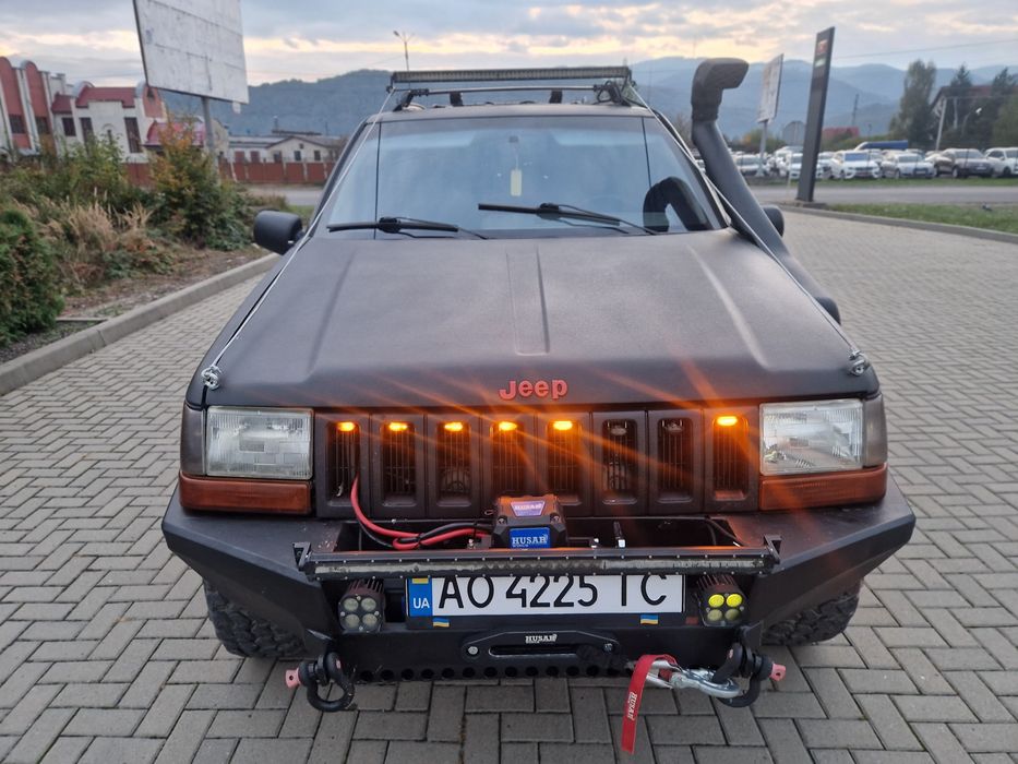 Jeep Cherokee 5.2 i-газ