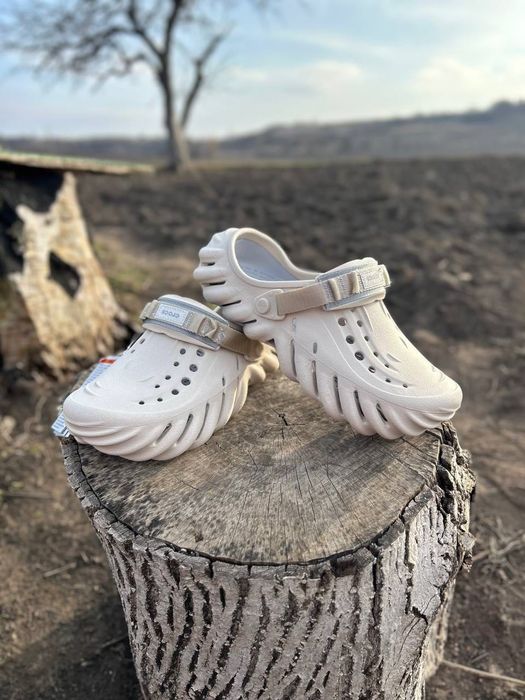 Оригінал Сrocs Echo Clog Bone жіночі крокси бежеві рожеві