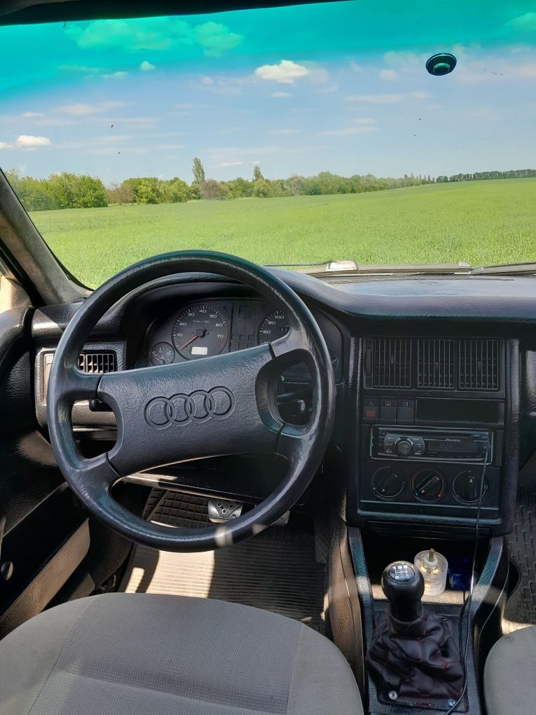 Ауді 80 б3 1.8 бензин