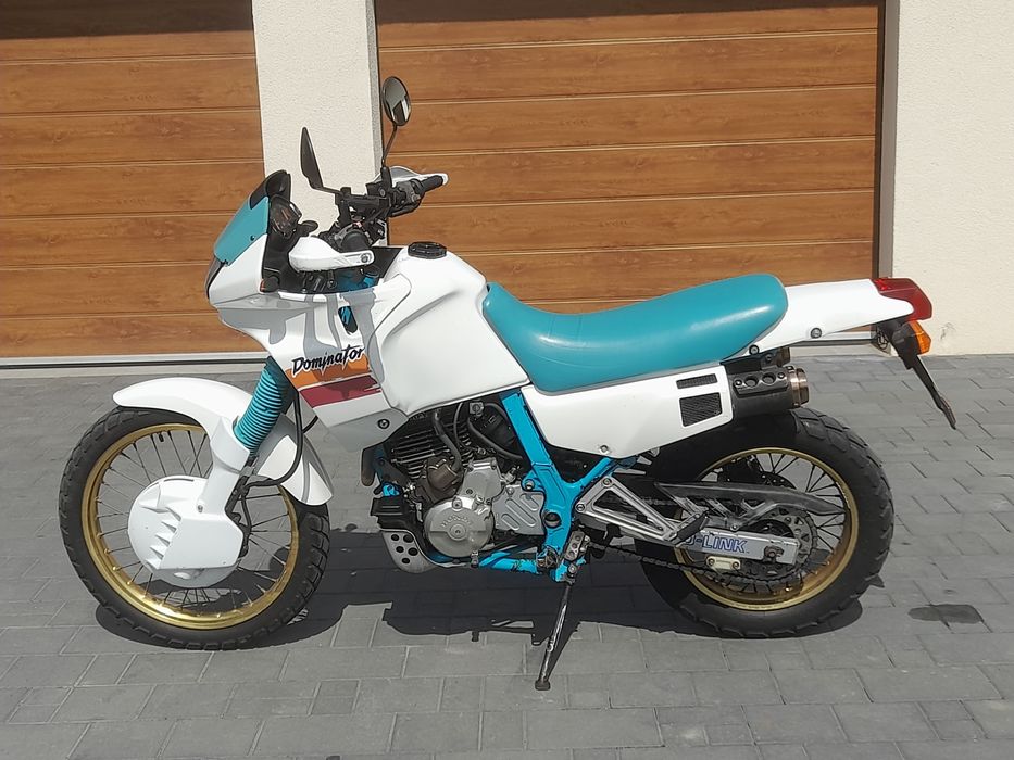 Honda Dominator 650. Na kat. A2