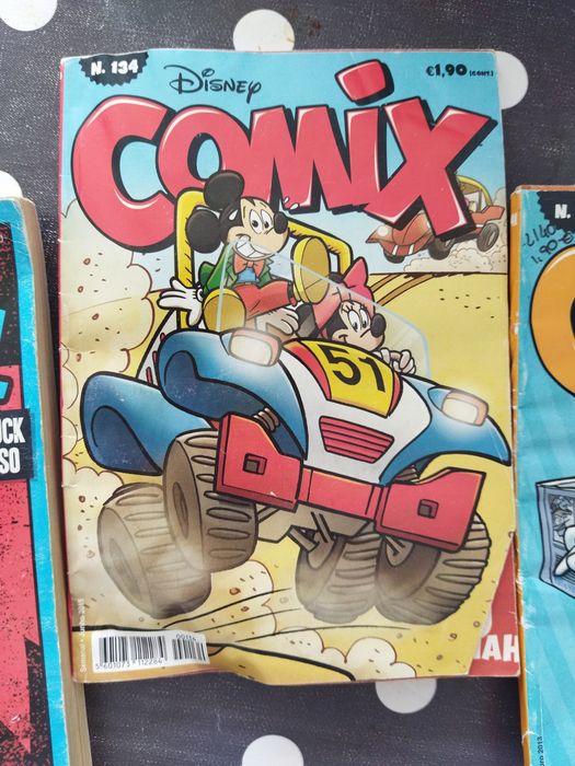 Colecionador de comix das aventuras tio patinhas