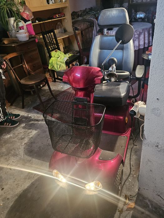 Scooter elétrica mobilidade reduzida