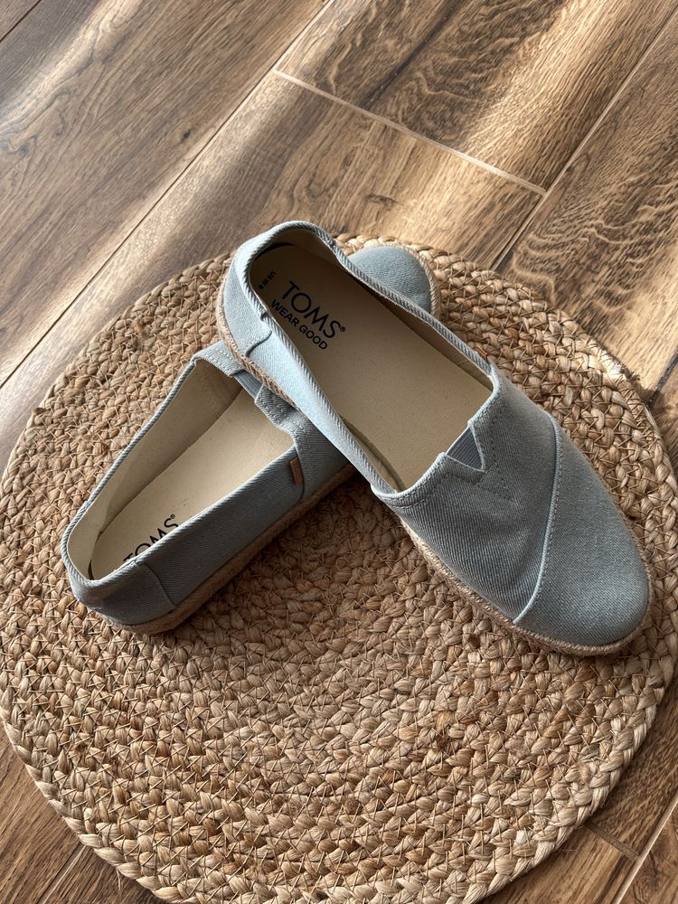 Оригінальні еспадрильї Toms