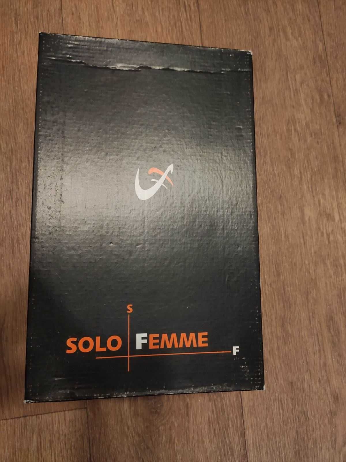 Продается  женские полуботы Solo Femme
