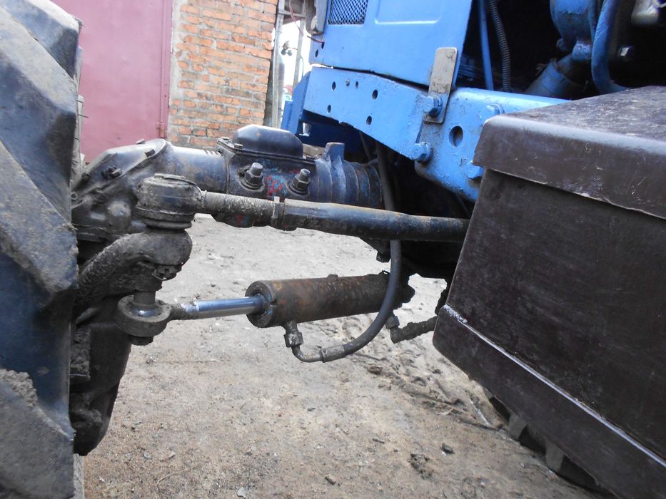 Трактор МТЗ --82