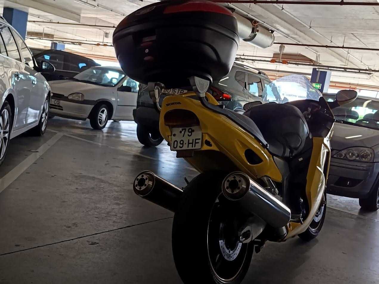 Honda CBR XX 1100 aceito troca ou retoma por 4X4