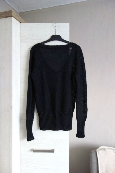 Moherowy czarny dzianinowy sweter w serek, Troll, rozmiar L
