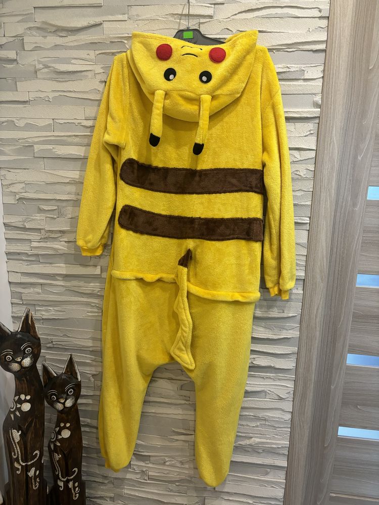 Piżama jednoczęściowa pajacyk kigurumi Pikachu r.M r.L