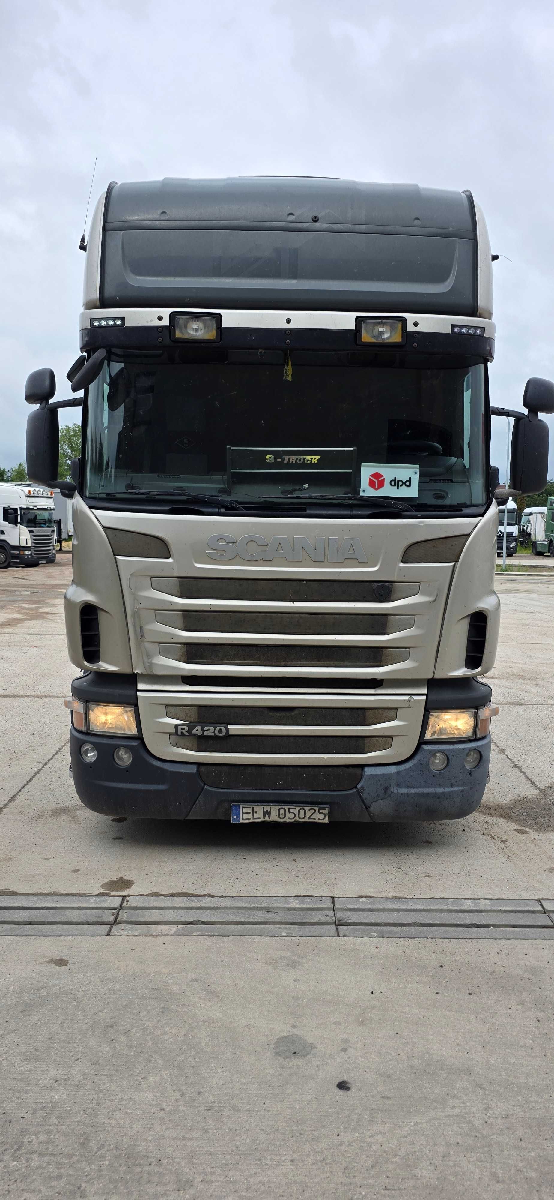 Ciągnik siodłowy Scania R420