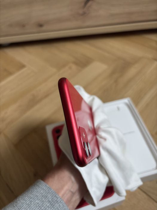 Apple iPhone 11 256GB Product Red