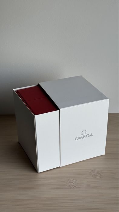 Caixa Omega nova 100% Original